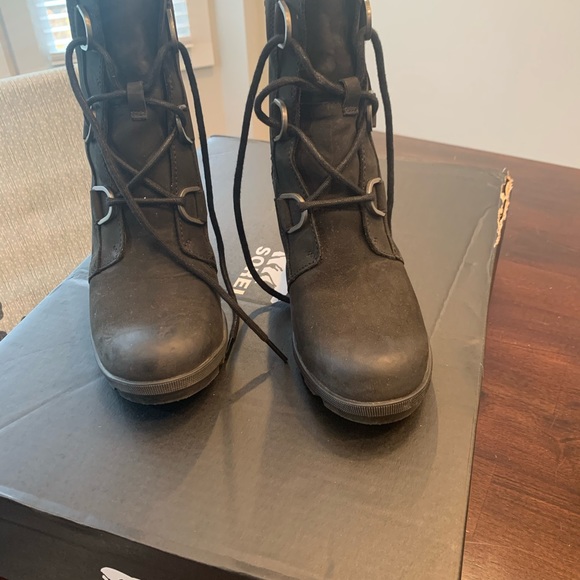 Sorel Boots - Picture 2 of 3